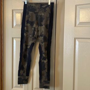 Athleta camo leggings